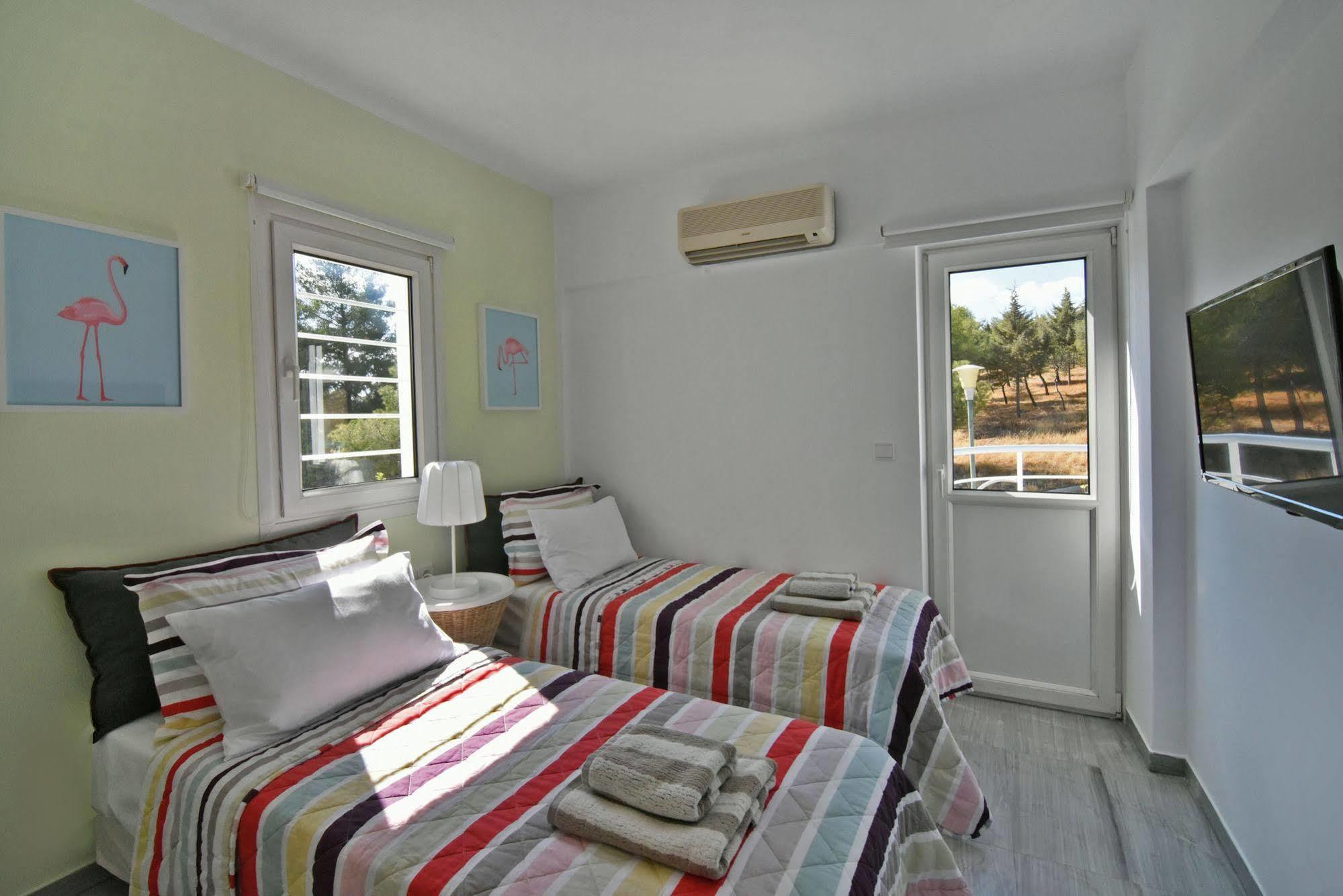 Coconut Villa Alimos Exteriör bild